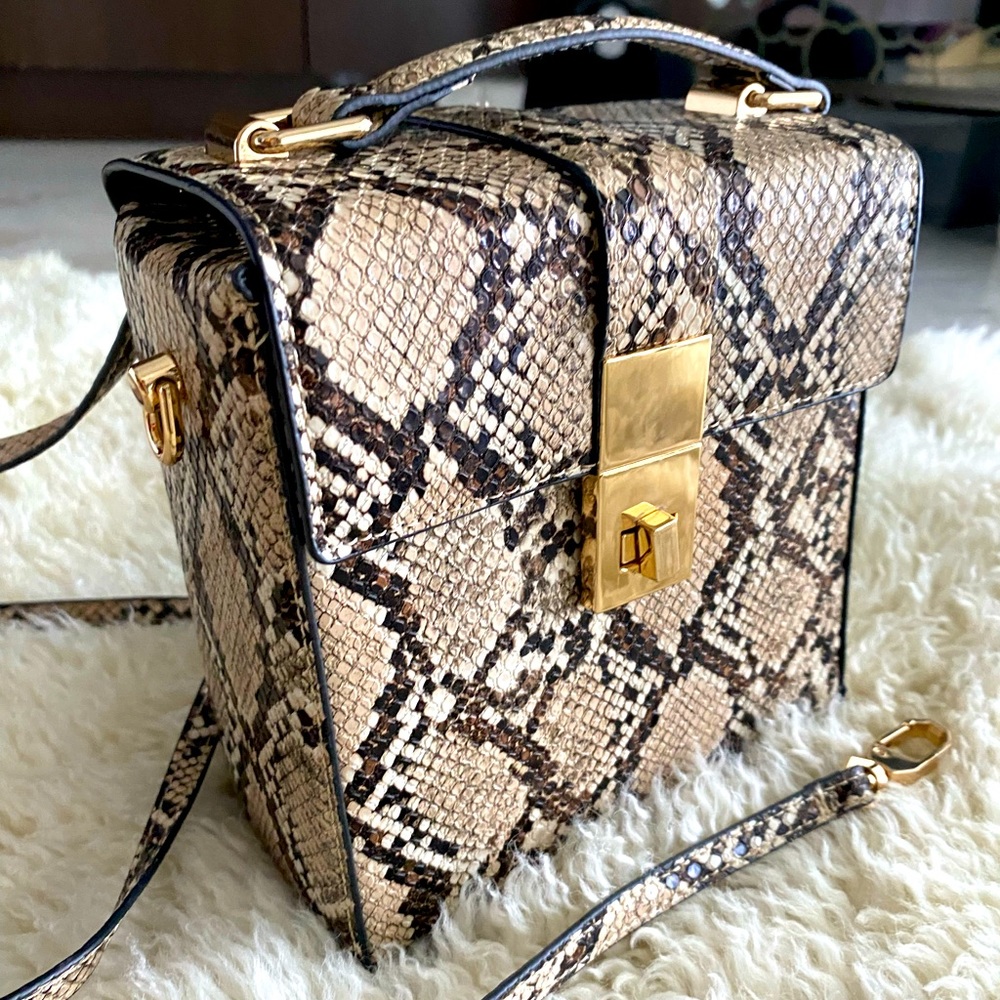 Mango MNG purse bag snake print